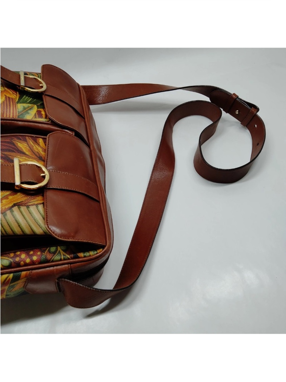 Salvatore Ferragamo Jungle Print Shoulder Bag Multicolor - Picture 4 of 10